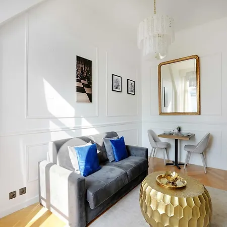 Lägenhet Magnificent -1br-4p- Champs-elysees Paris