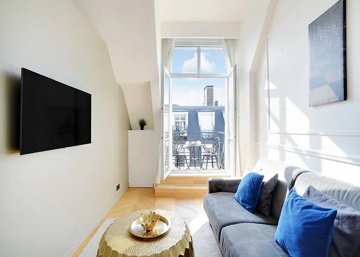 Magnificent -1br-4p- Champs-elysees Daire *